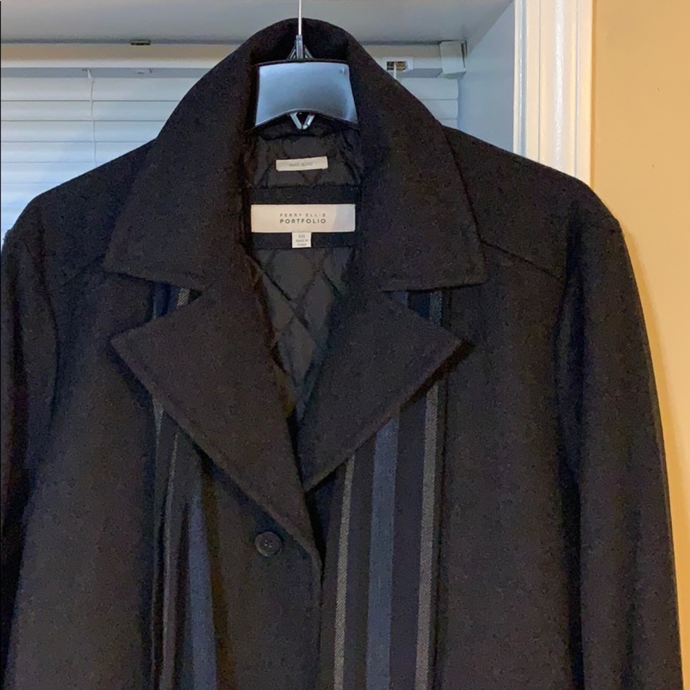 Perry Ellis Men’s Scraf Coat
